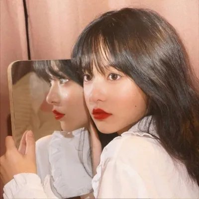 野女孩